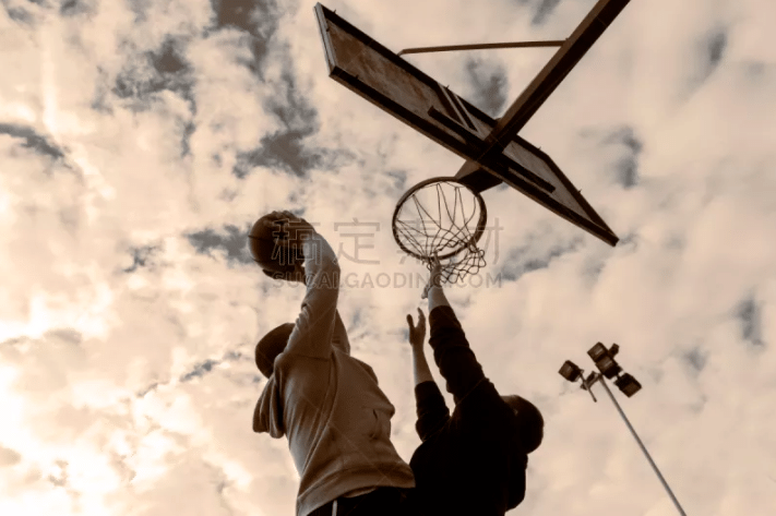 瑞士天空：曼城夏窗将重组阵容，德布劳内等7人已被要求离队